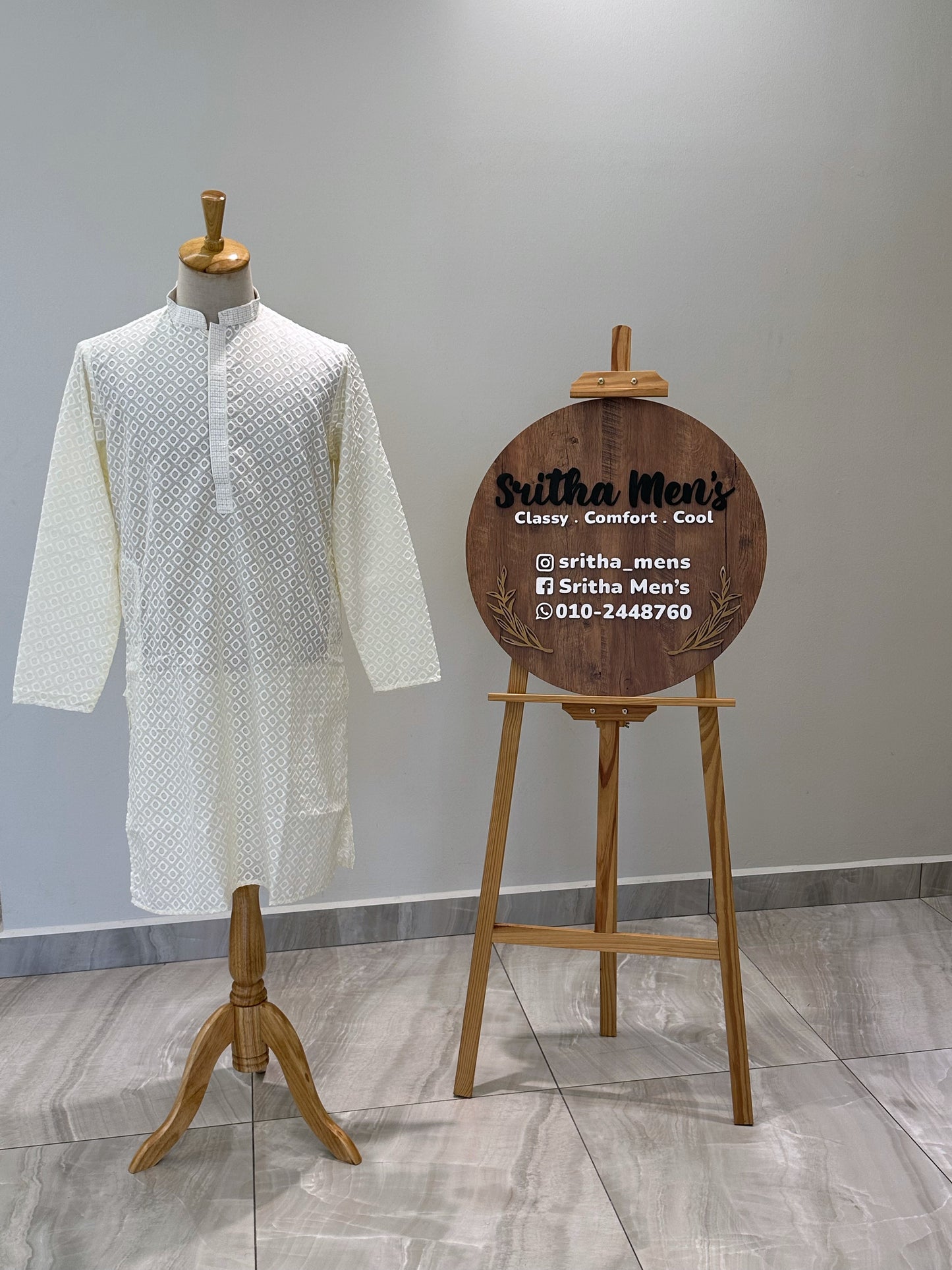 SM0524-03-07 Off White Embroidery Cotton Kurta