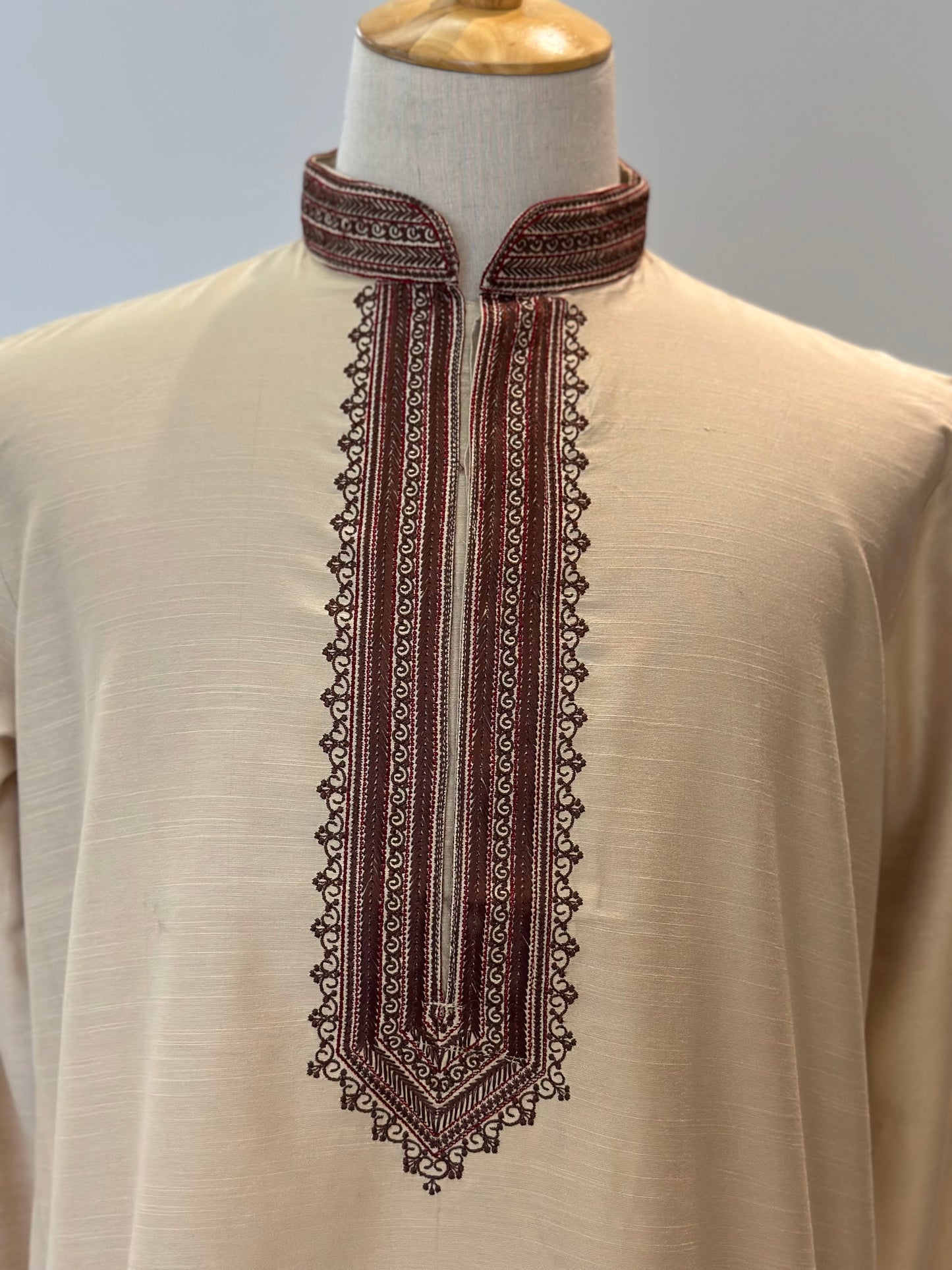 SM0625-06-01 Beige & Maroon Soft Cotton Silk Blend Kurta Set