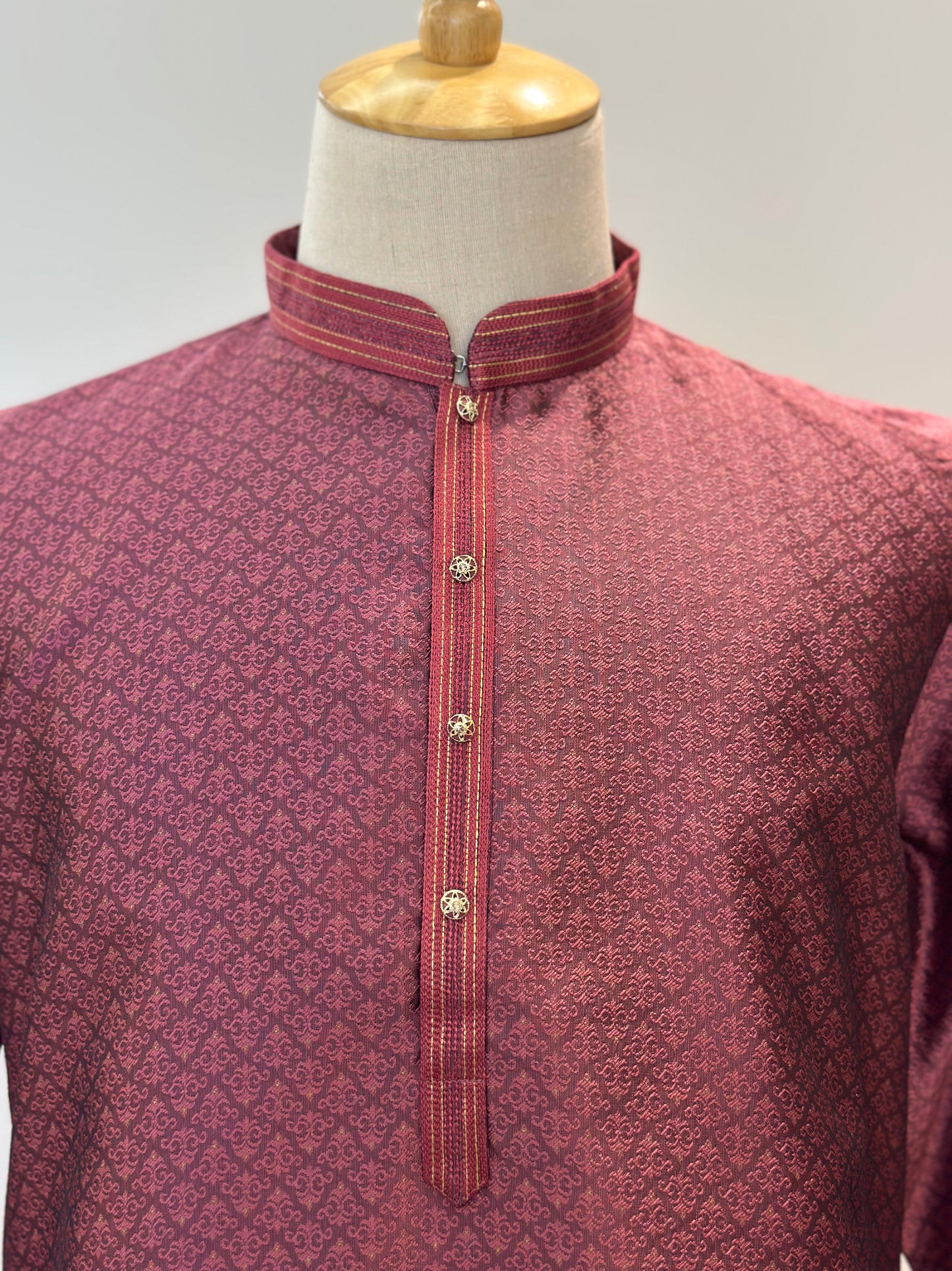 SM0825-02-06 Rose Pink Jacquard With Full Cotton Lining Kurta Set