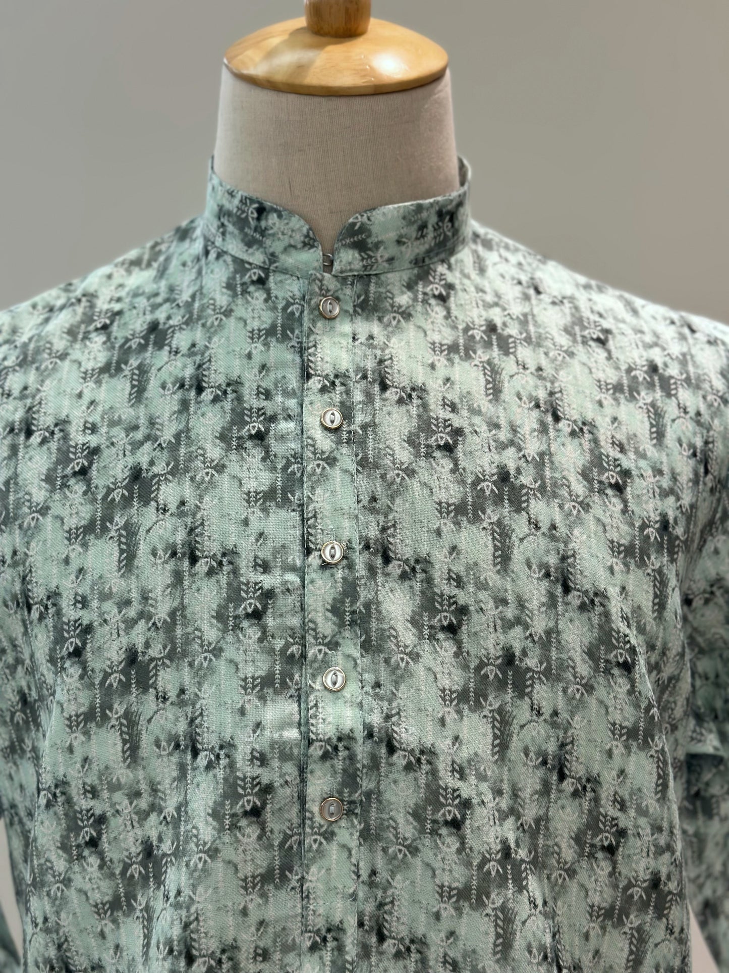 SM0624-01-10 Green & Black Cotton Blend Kurta