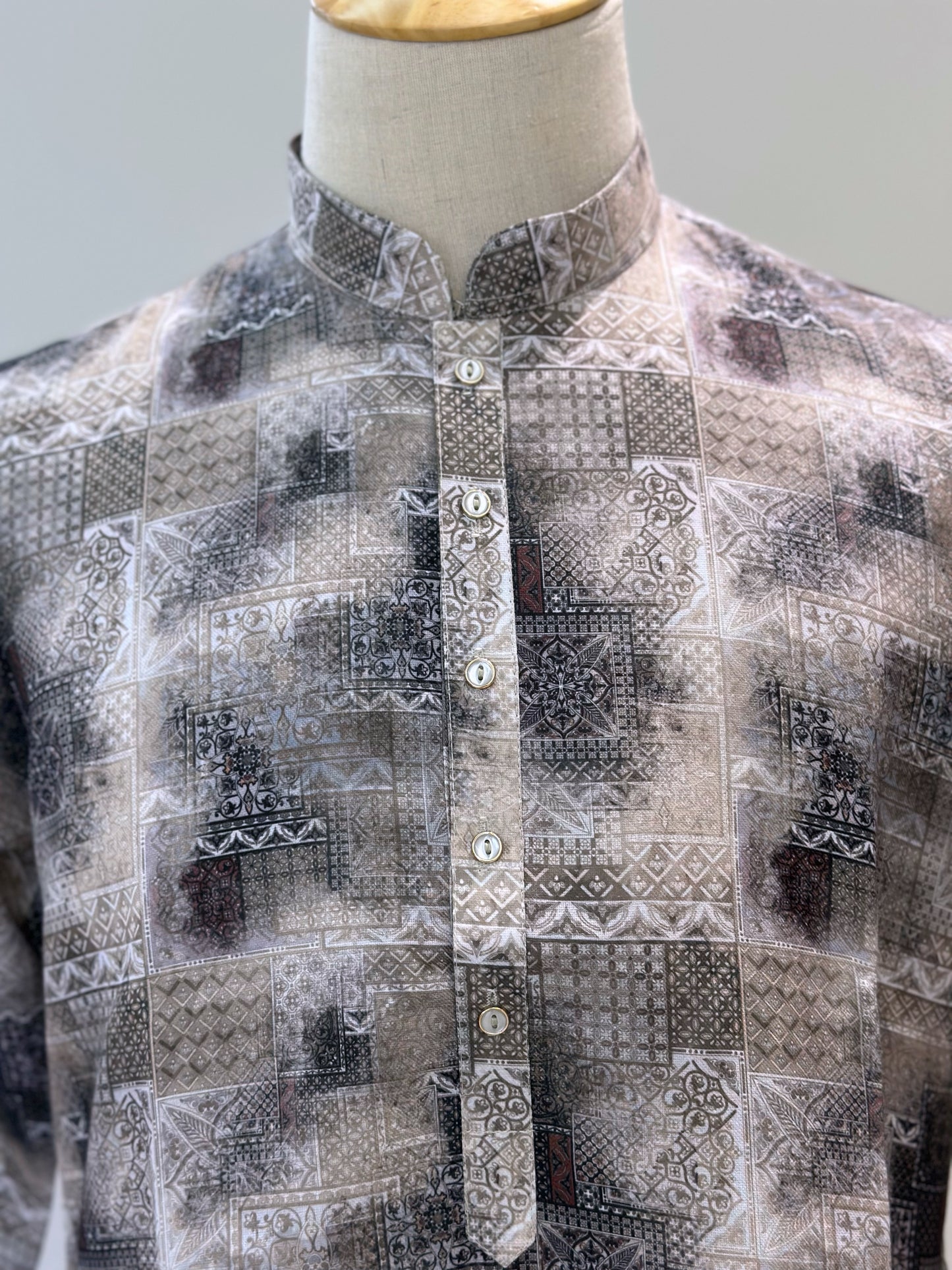 SM0624-01-07 Black & White Cotton Blend Kurta