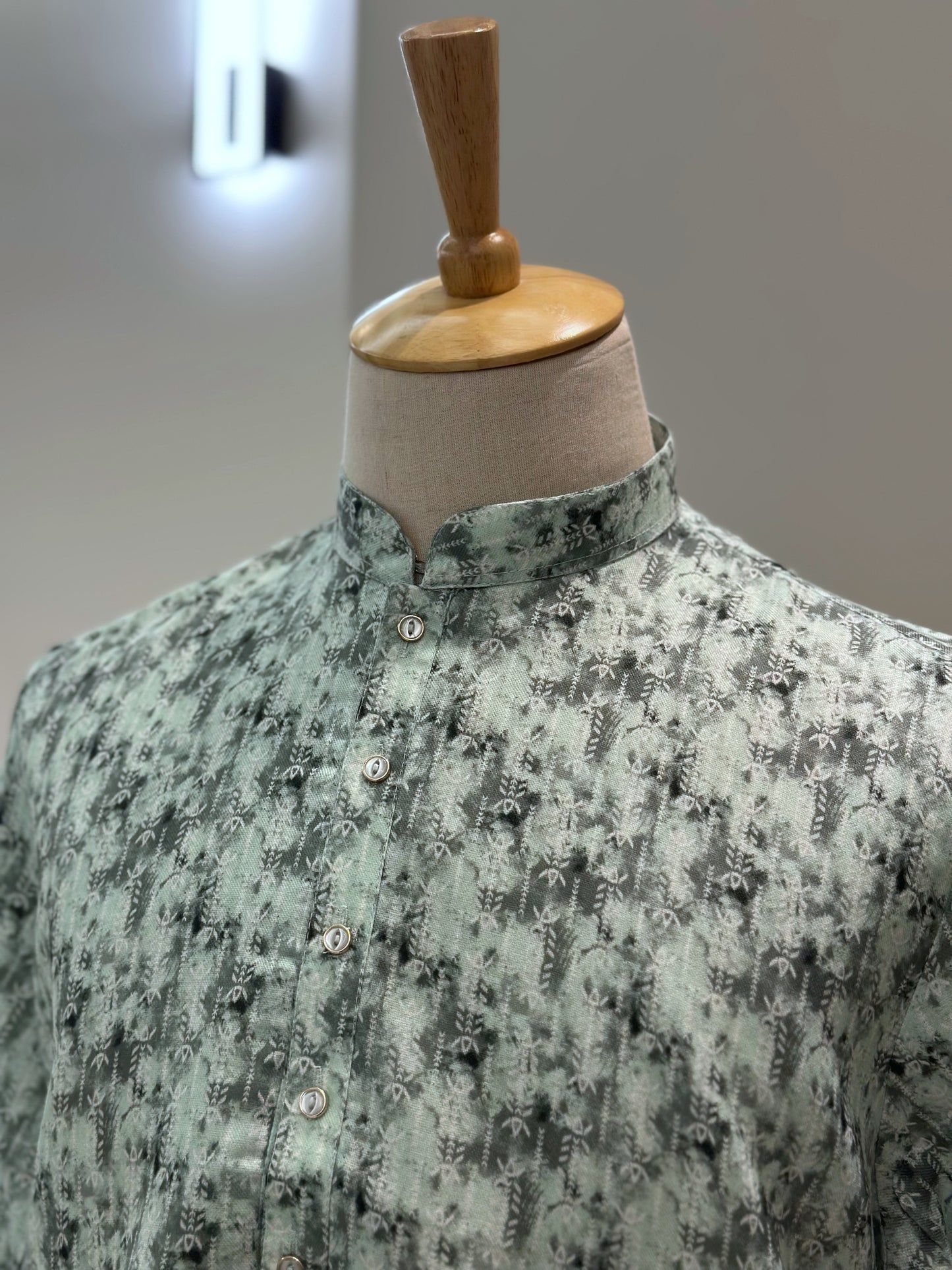 SM0624-01-10 Green & Black Cotton Blend Kurta