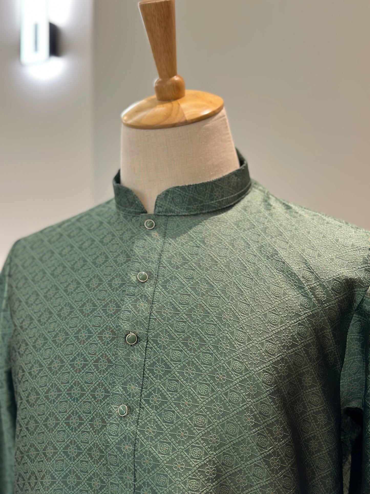 SM0425-02-03 Green Geometry & Floral Silk Blend Kurta Set