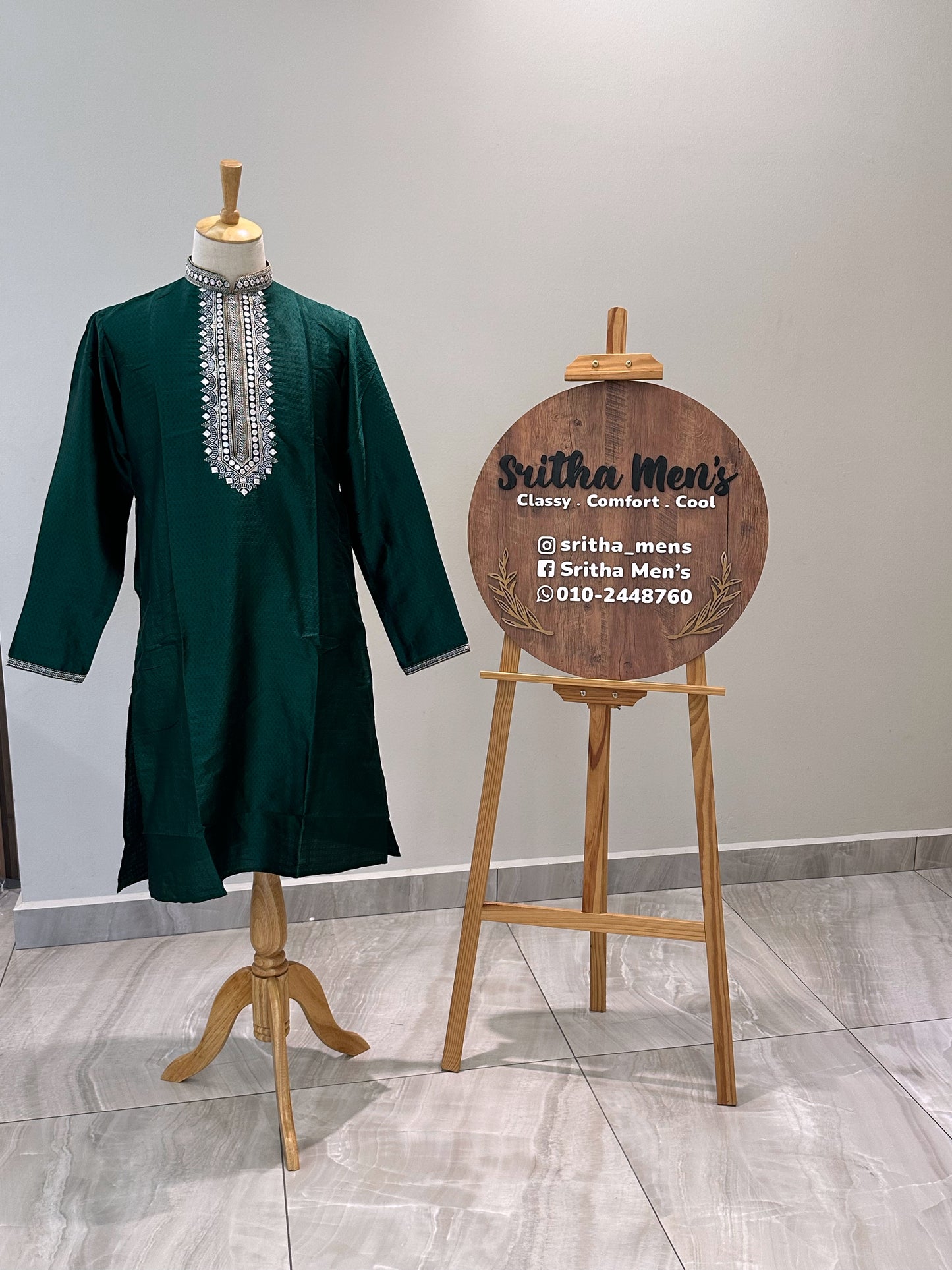 SM0424-04-02 Dark Green & Pink Embroidery Work Silk Blend Kurta Set