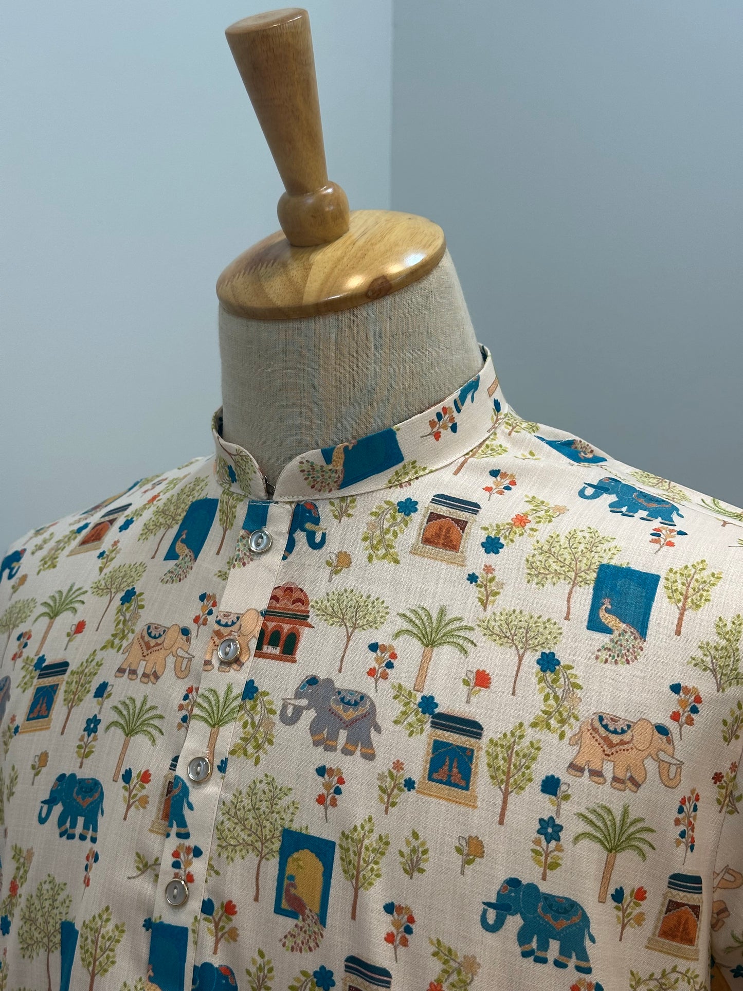 SM0726-01-03 Off White Elephant Printed Soft Cotton Kurta