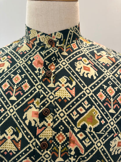 SM1025-16-06 Green Elephant Print Short Cotton Kurta