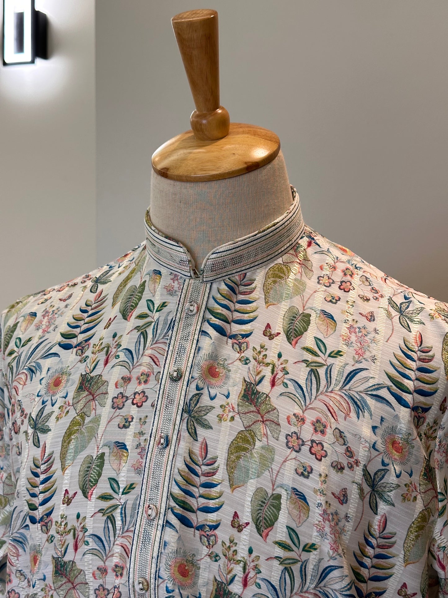 SM1225-01-10 White Base & Leaves Soft Cotton Silk Kurta