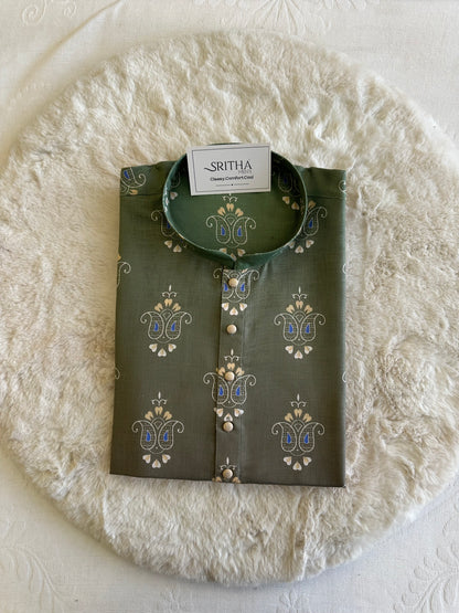 SM0825-01-09 Greyish Olive & Deep Wine Dual Tone  Cotton Kurta