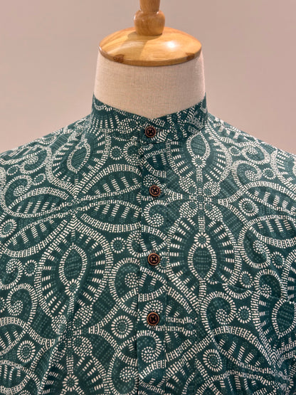 SM0326-16-09 Green & White Print Short Cotton Kurta