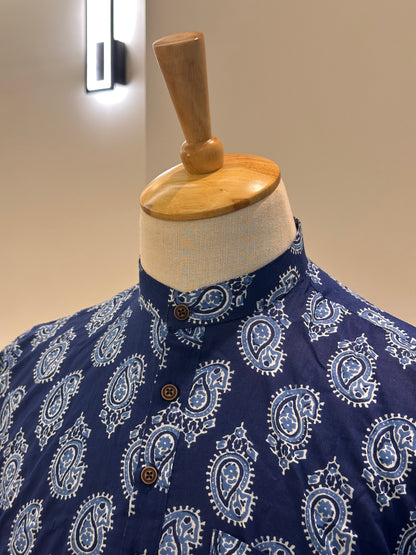 SM0326-16-07 Dual Tone Blue Print Short Cotton Kurta