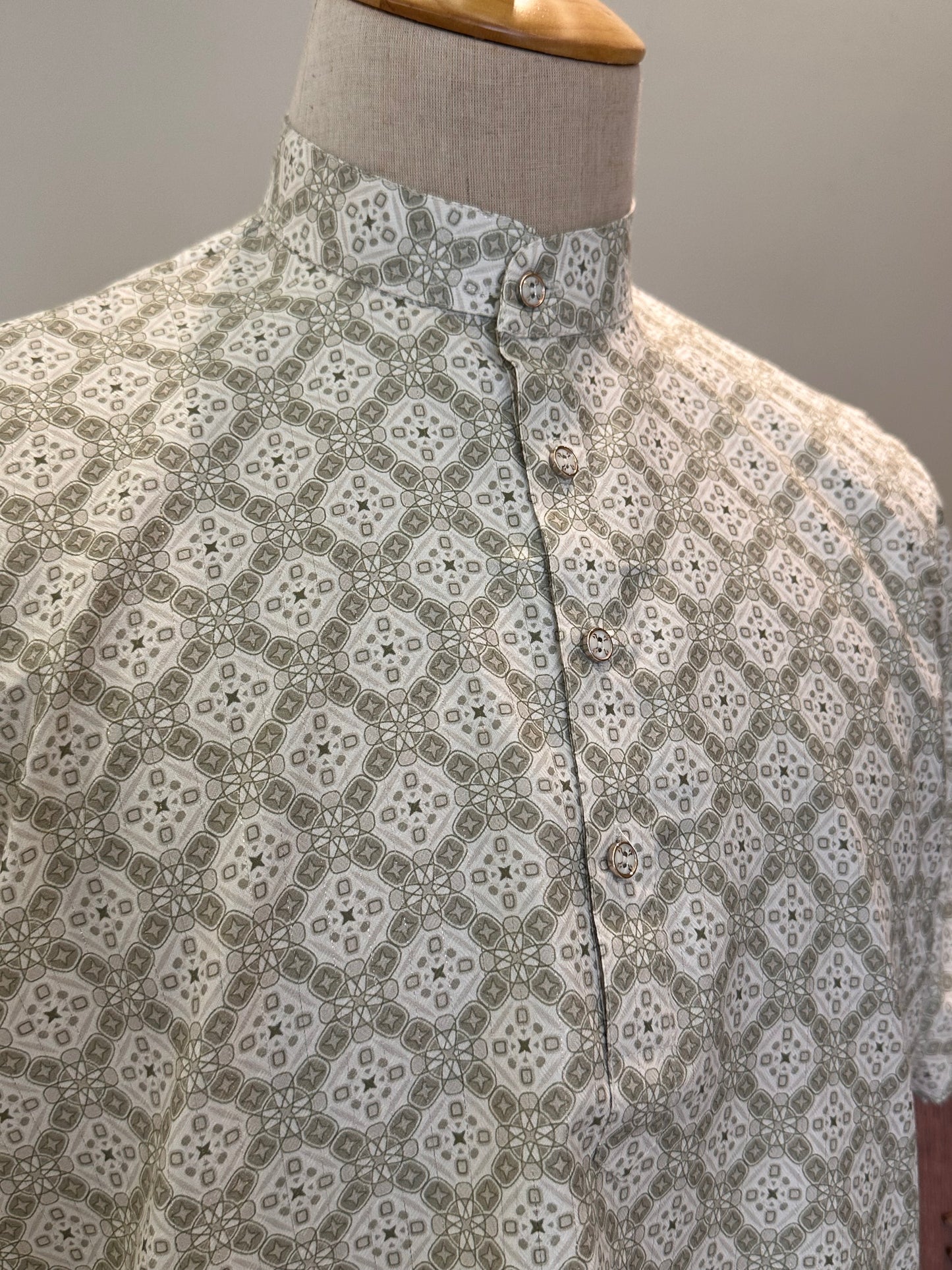 SM1025-18-02 White & Green Cotton Blend Short Kurta