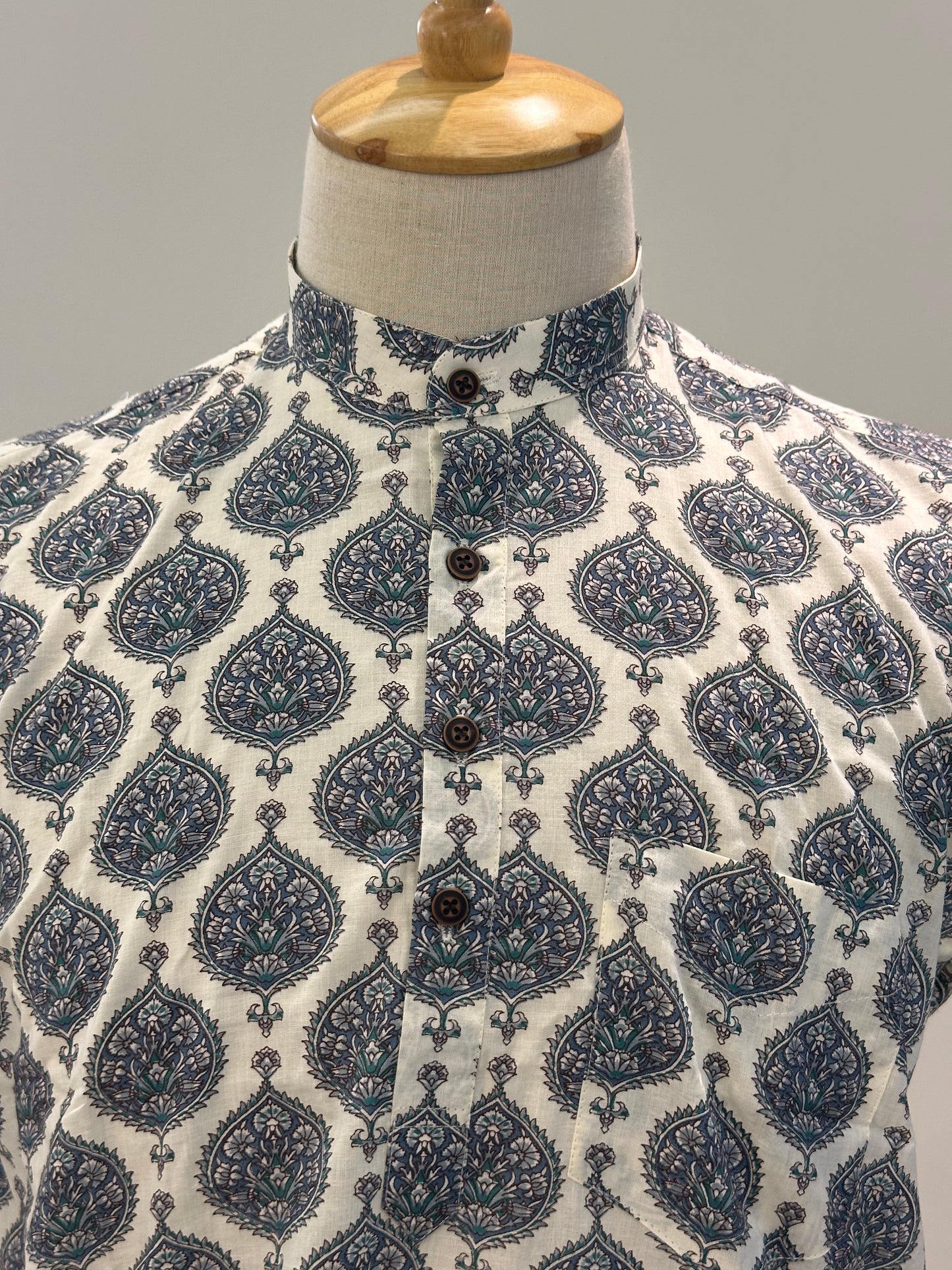 SM0326-16-03 White Base Mandala Print Short Cotton Kurta