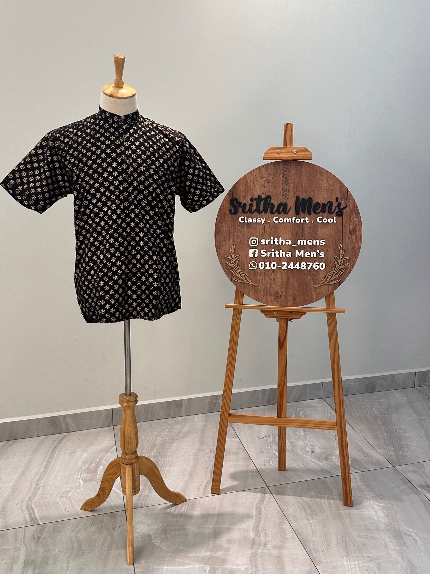 SM0326-16-10 Black & Gold Print Short Cotton Kurta