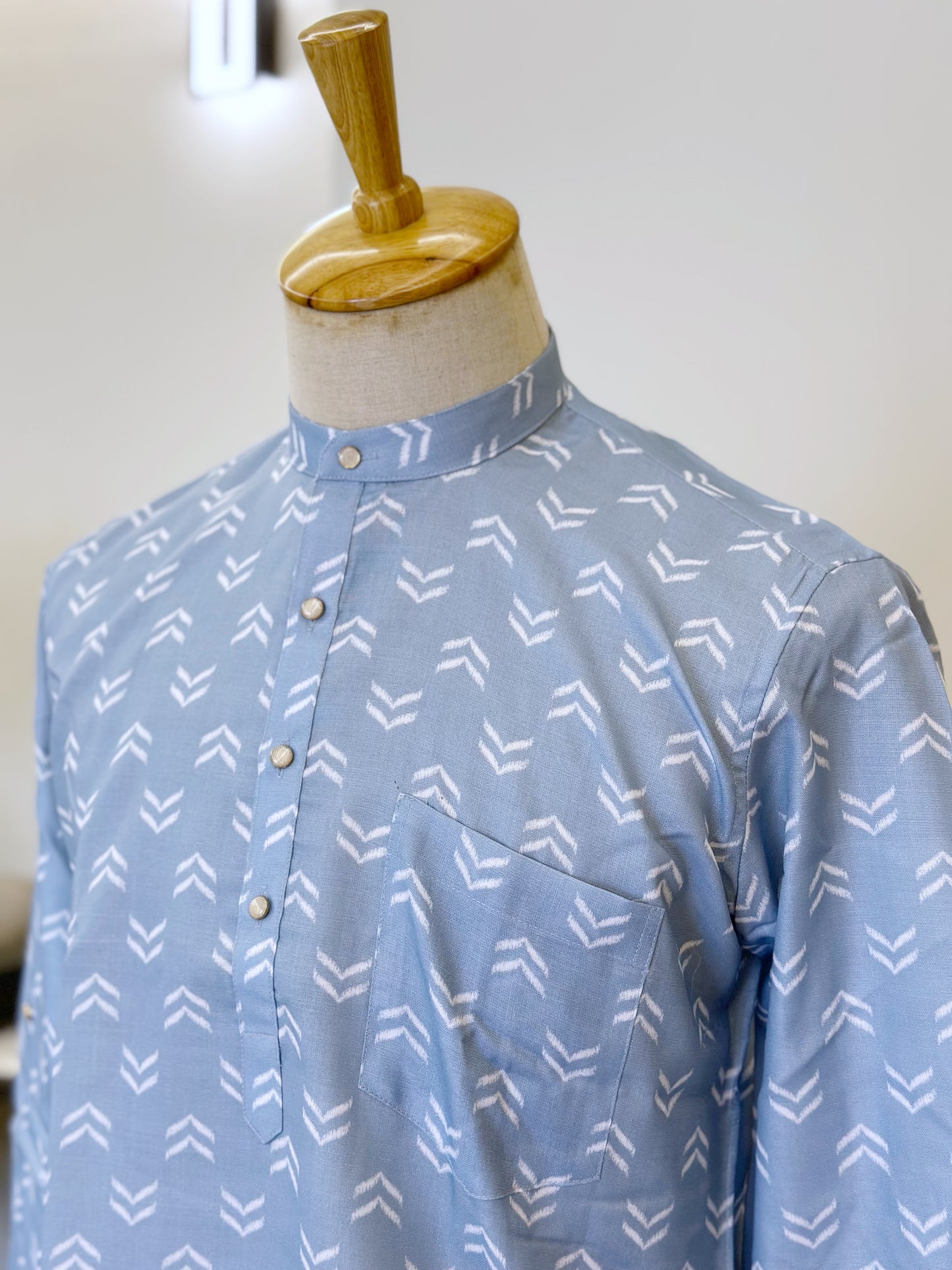 SM0324-01-12 Light Blue Arrow Short Cotton Kurta