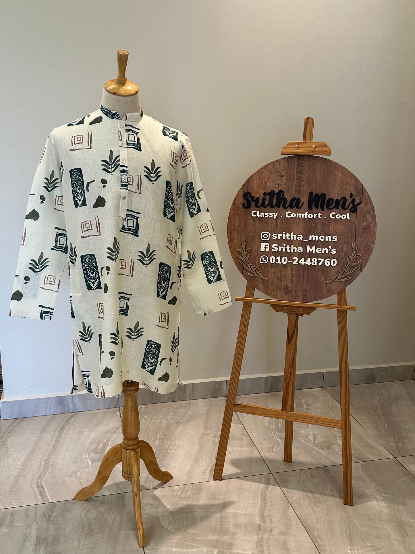 SM0626-01-04 Off White & Green Design Printed Linen Blend Kurta