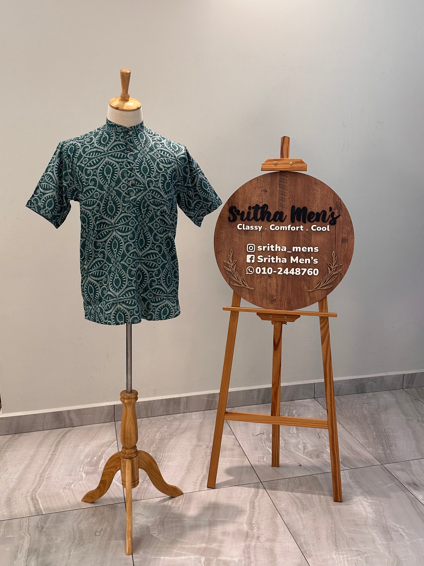 SM0326-16-09 Green & White Print Short Cotton Kurta