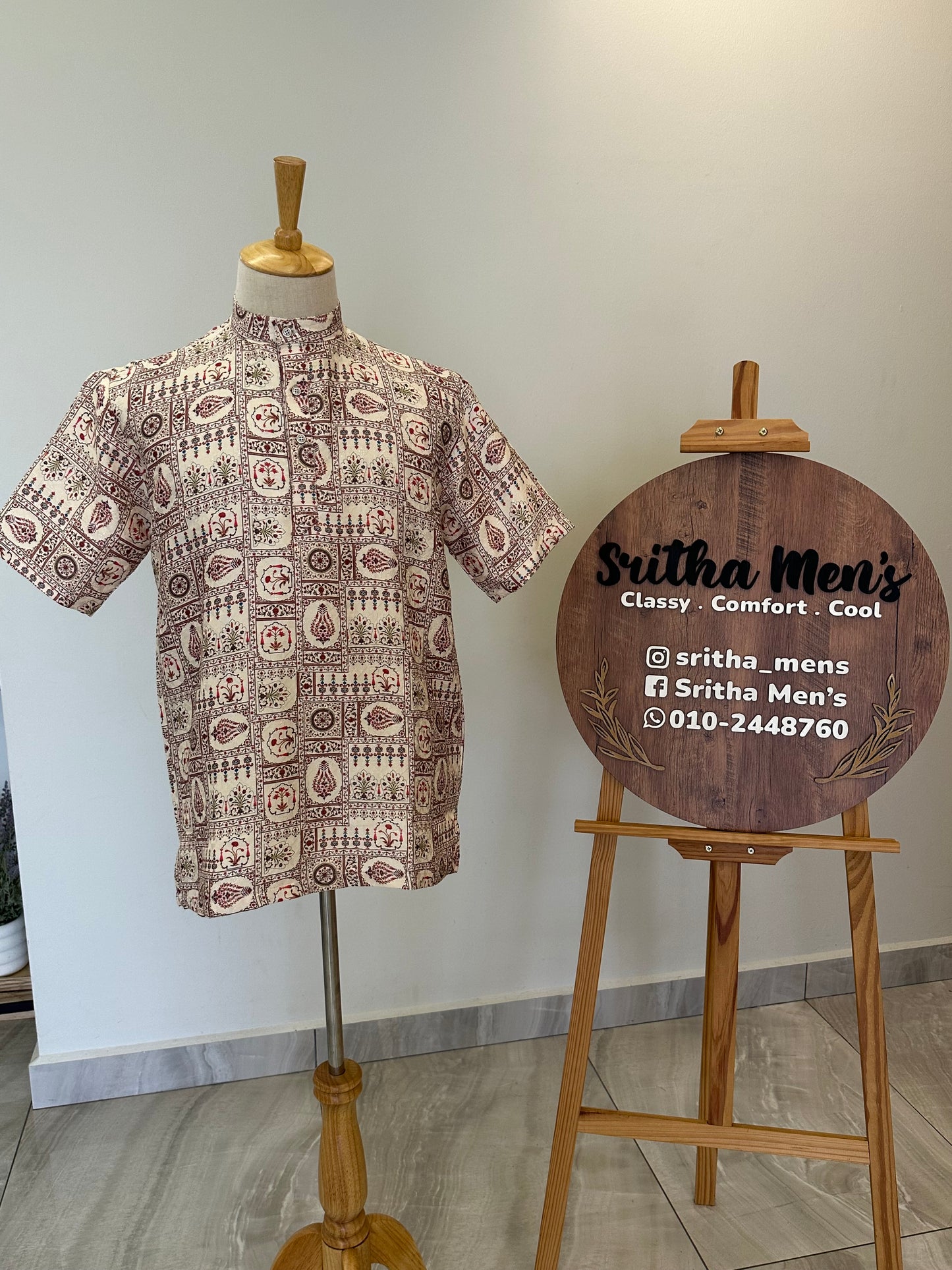 SM0925-18-04 Off White Red Sequins Short Kurta