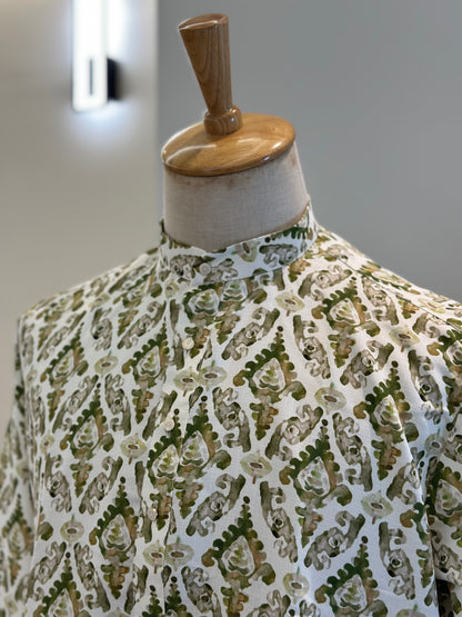 SM0724-01-06
Leaf Green & White Viscose Cotton Kurta