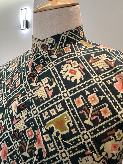 SM1025-16-06 Green Elephant Print Short Cotton Kurta