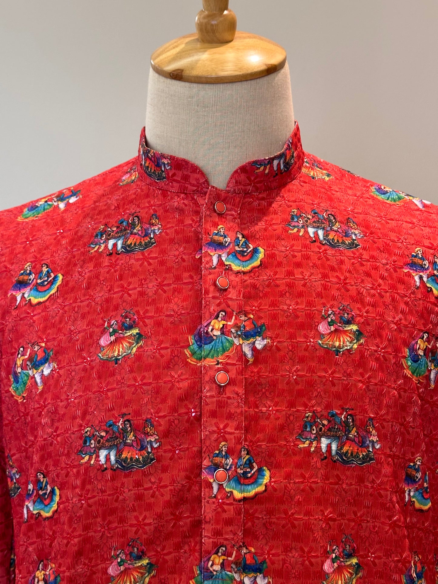 SM1125-02-12 Red Tribe Thread-work Design