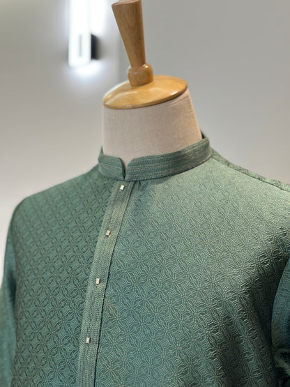 SM0725-02-09 Leaf Green Silk Blend Kurta Set