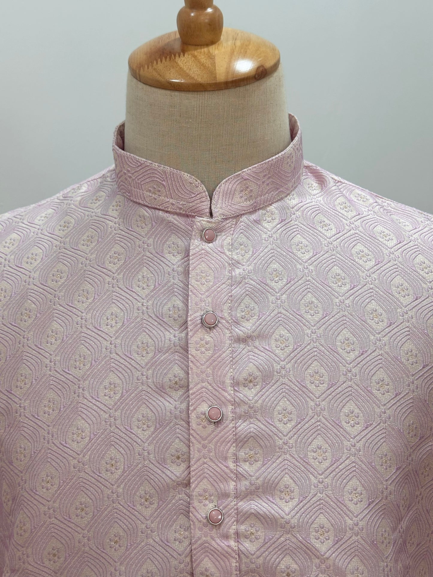 SM0626-02-07 Lavender Pink Jacquard Silk Blend Kurta Set