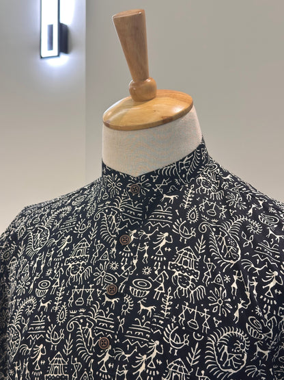SM0326-16-06 Black & White Tribe Print Short Cotton Kurta