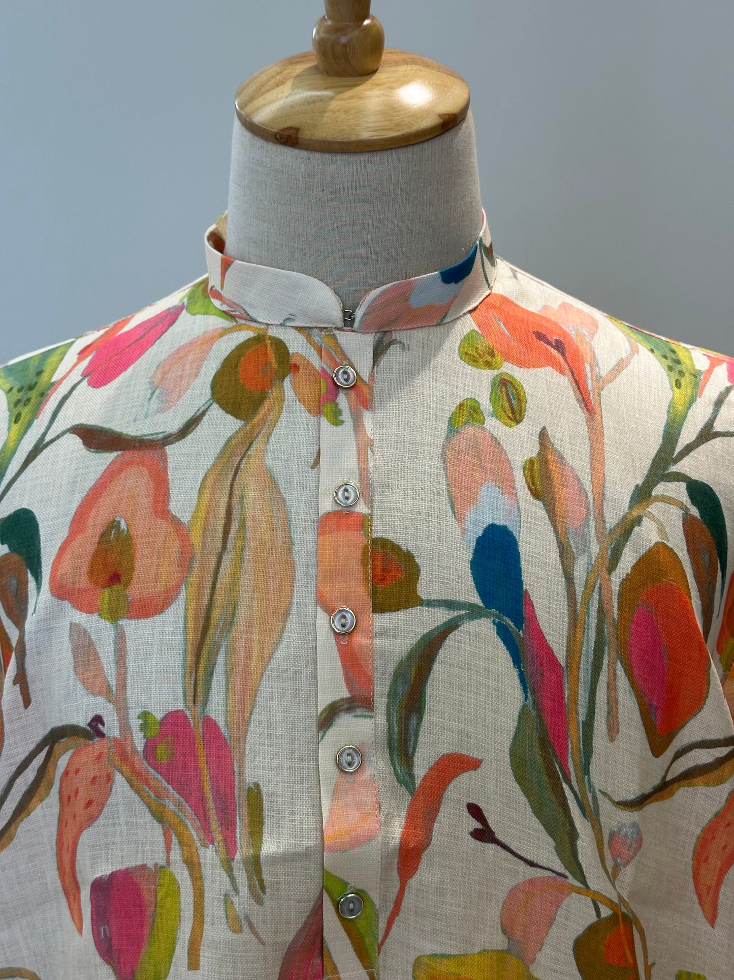 SM0626-01-05 Cream Based Multi Shade Printed Linen Blend Kurta