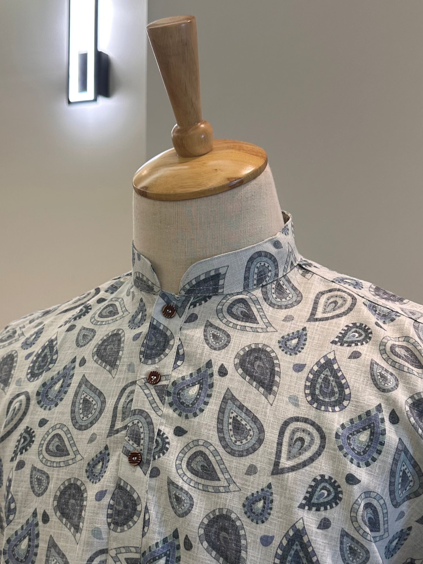 SM0126-18-10 Grey & Blue Print Short Cotton Kurta
