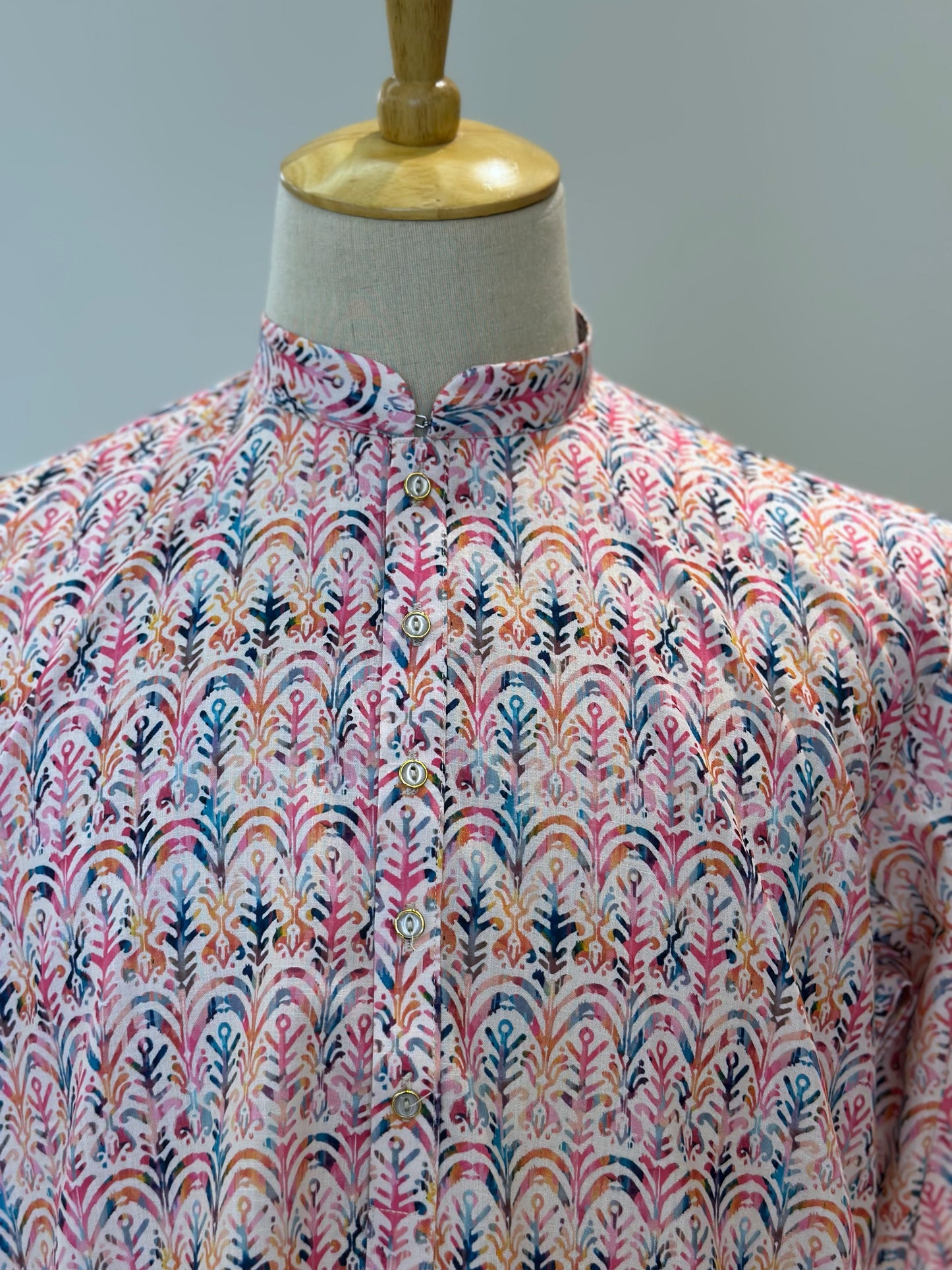 SM0625-01-07 Pink Blue White Khadi Silk Kurta