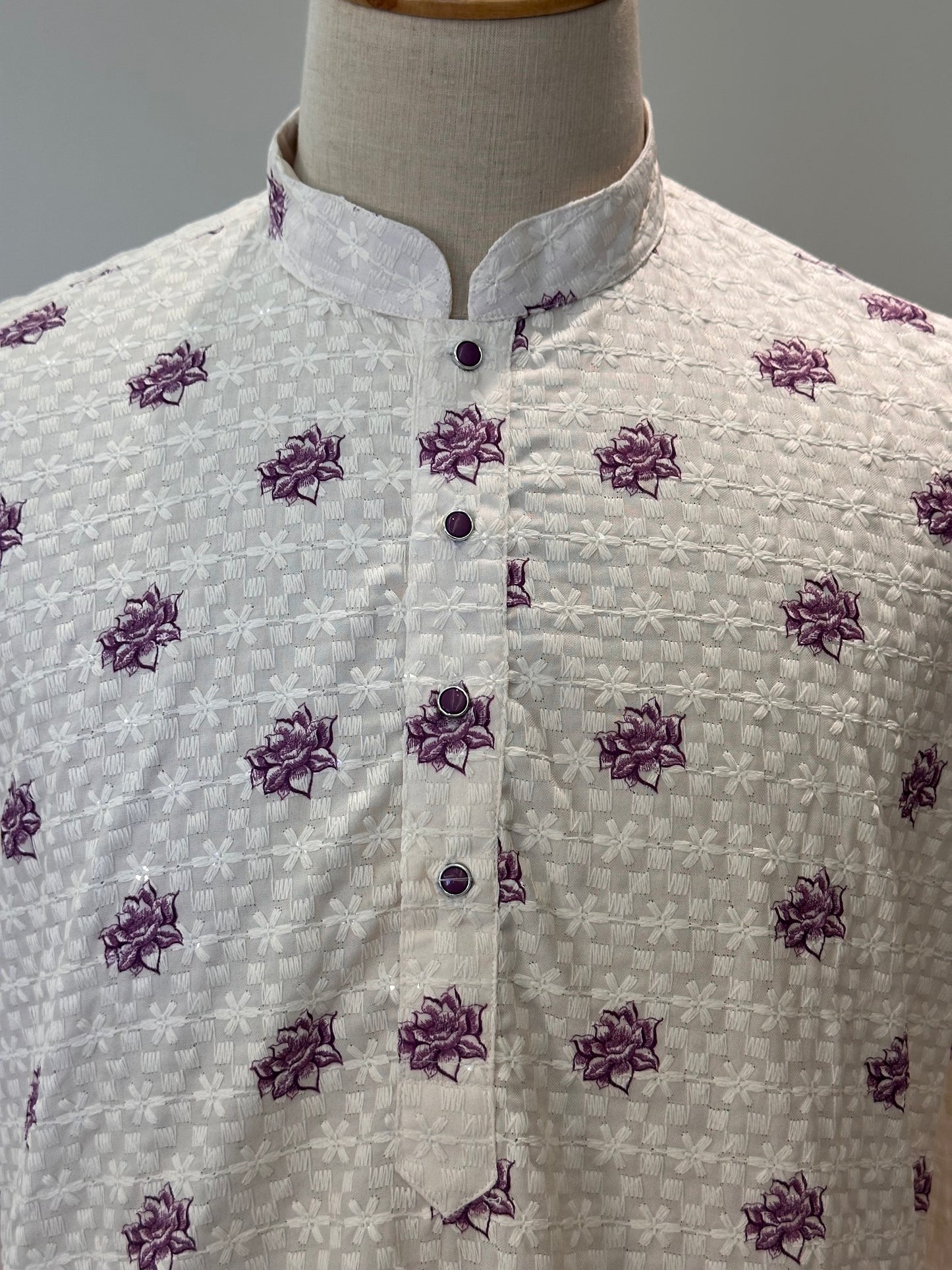 SM0326-02-06 White Lavender Flamingo & Floral Thread-work Design