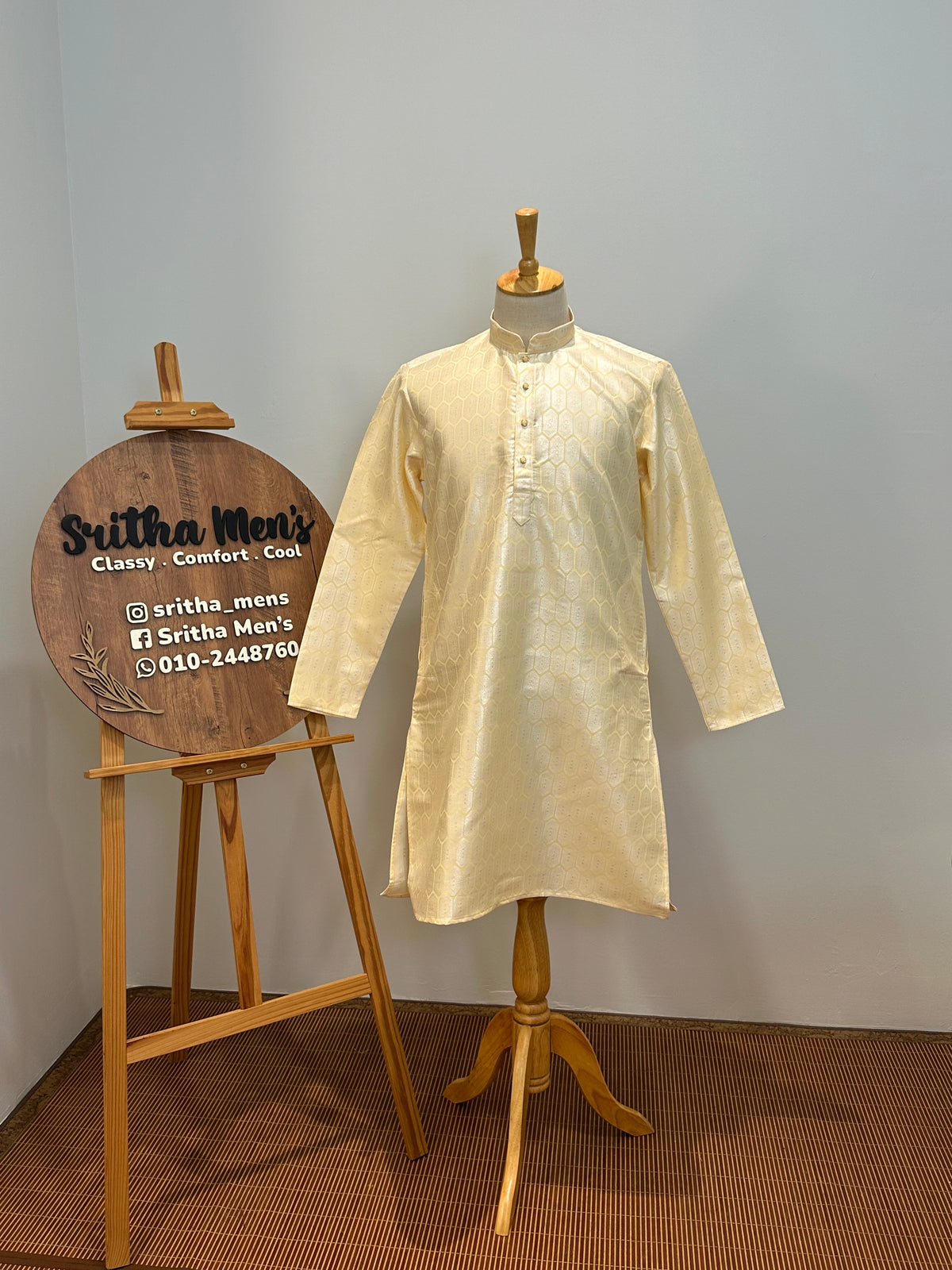 SM0626-02-14 Pastel Yellow & Silver Jacquard Silk Blend Kurta Set