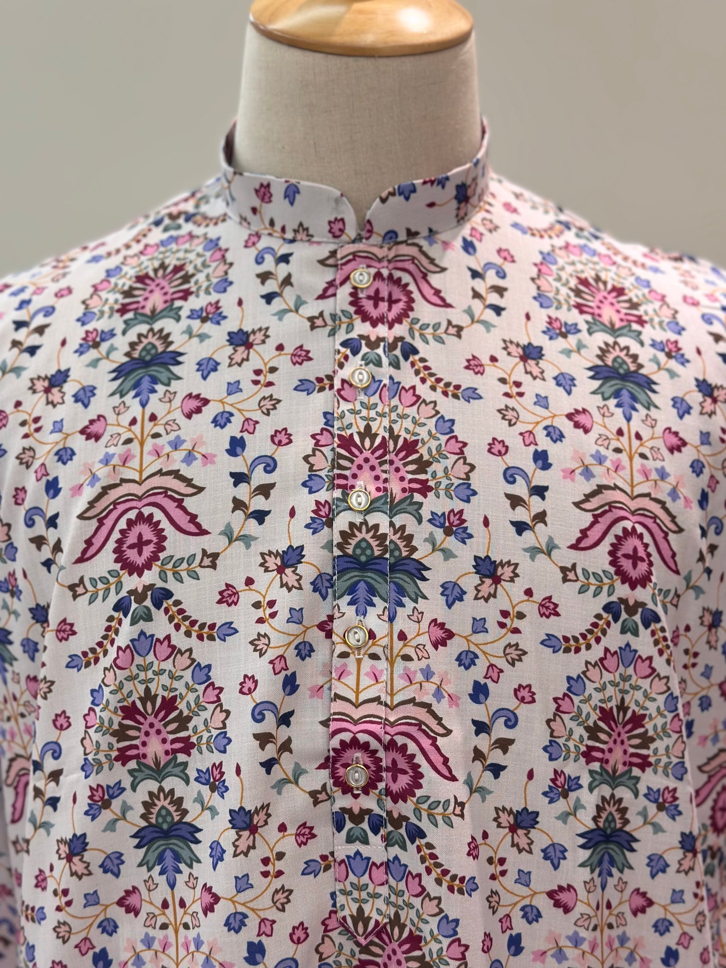 SM0925-01-11 White & Pink Print Cotton Kurta