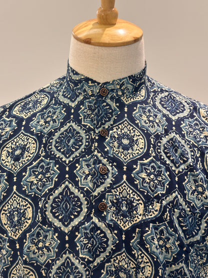 SM0326-16-04 Dark Blue Base Mandala Print Short Cotton Kurta