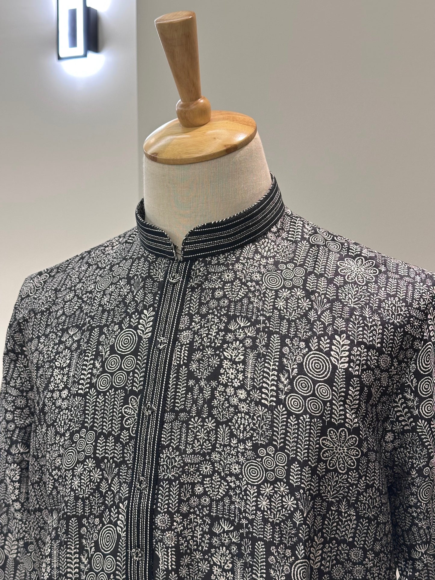 SM1225-01-13 Black & White Soft Cotton Silk Kurta