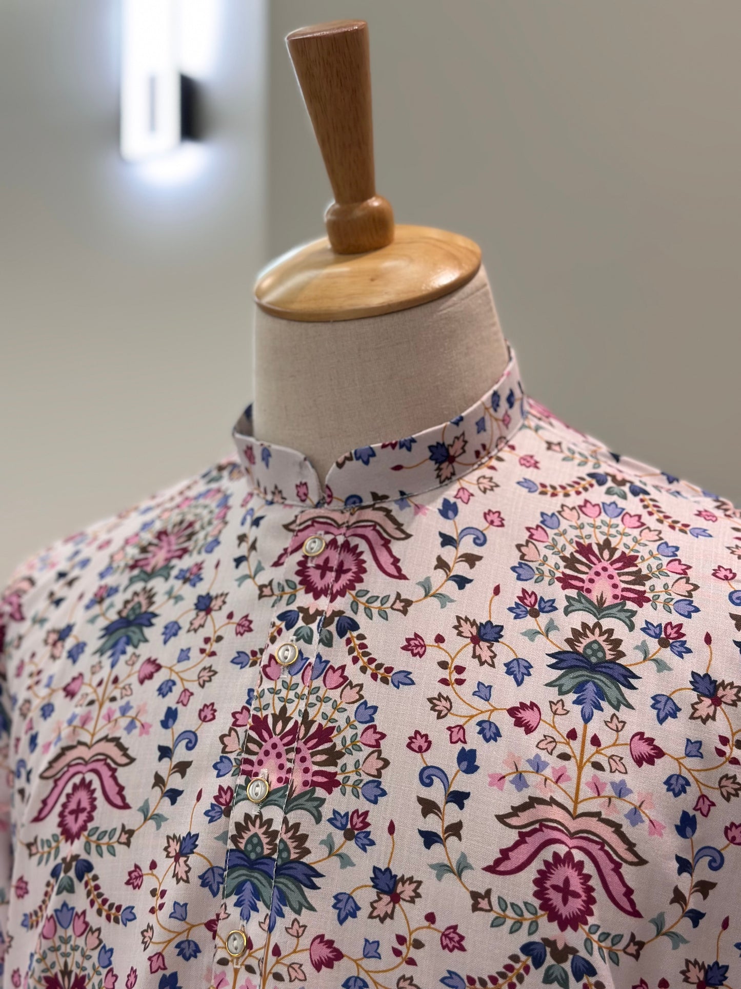SM0925-01-11 White & Pink Print Cotton Kurta