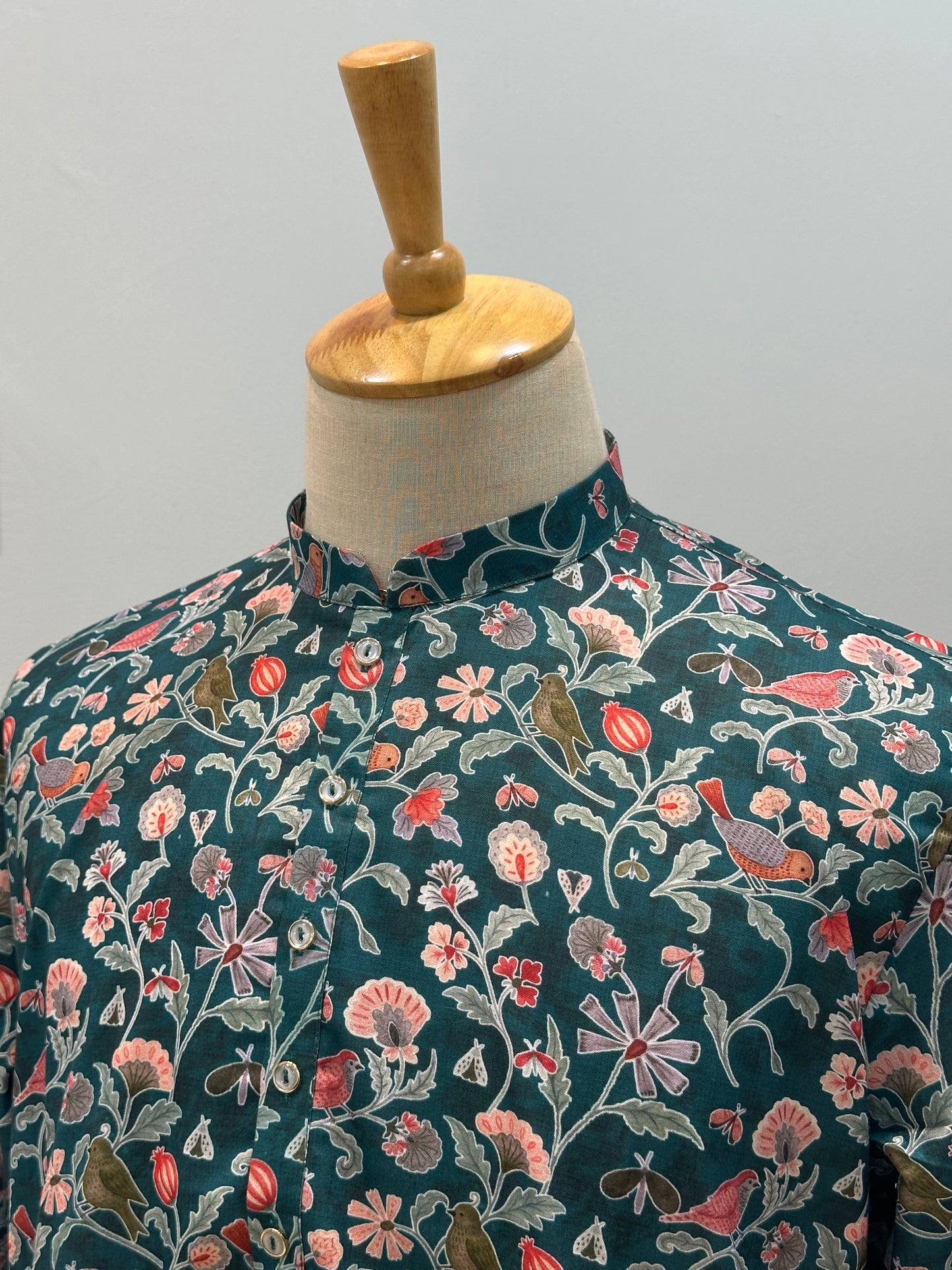SM0726-01-04 Green Floral & Bird Printed Soft Cotton Kurta