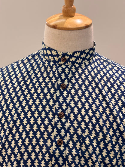 SM0326-16-08 White Base Blue Print Short Cotton Kurta
