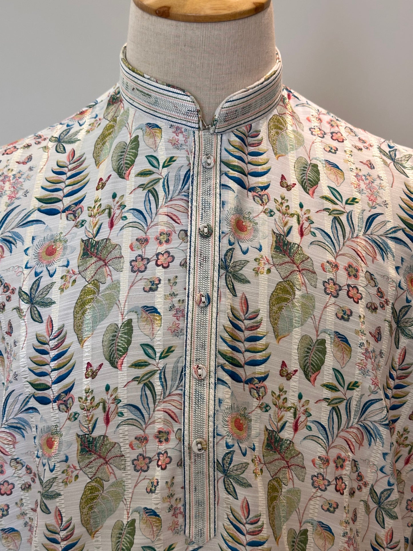 SM1225-01-10 White Base & Leaves Soft Cotton Silk Kurta