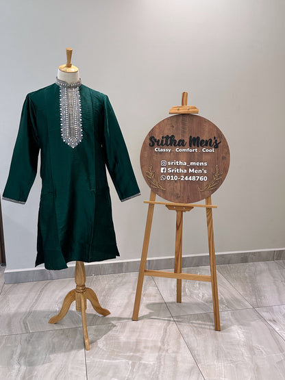 SM0424-04-02 Dark Green & Pink Embroidery Work Silk Blend Kurta Set