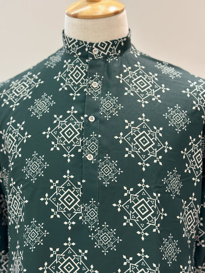 SM0924-01-14 Bottle Green Kolam Design Viscose Kurta
