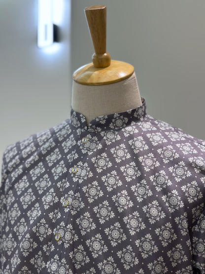 SM0625-01-06 Grey & White Printed Cotton Kurta